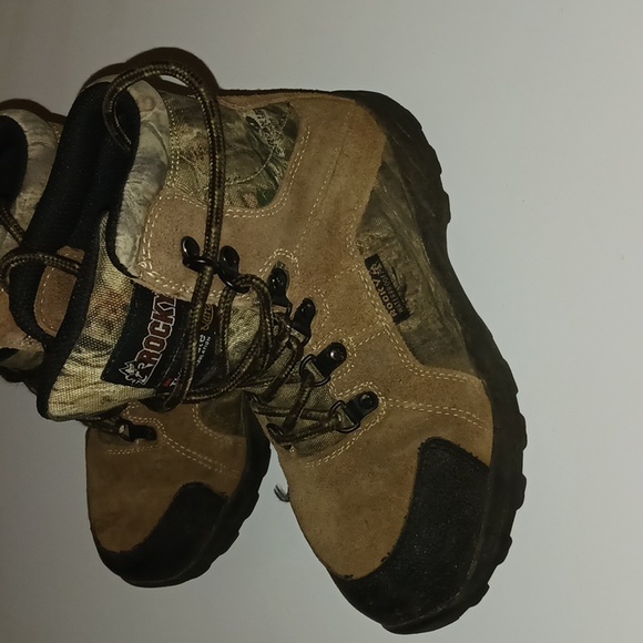 Rocky boots. Kids size 3. Hunting, hiking, winter - Picture 2 of 8